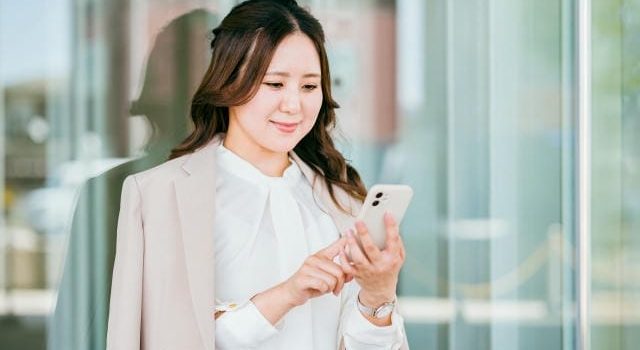 なぜ今もfaxがビジネス通信で圧倒的支持を集め続けるのか秘密に迫る なぜ今もfaxがビジネス通信で圧倒的支持を集め続けるのか秘密に迫る